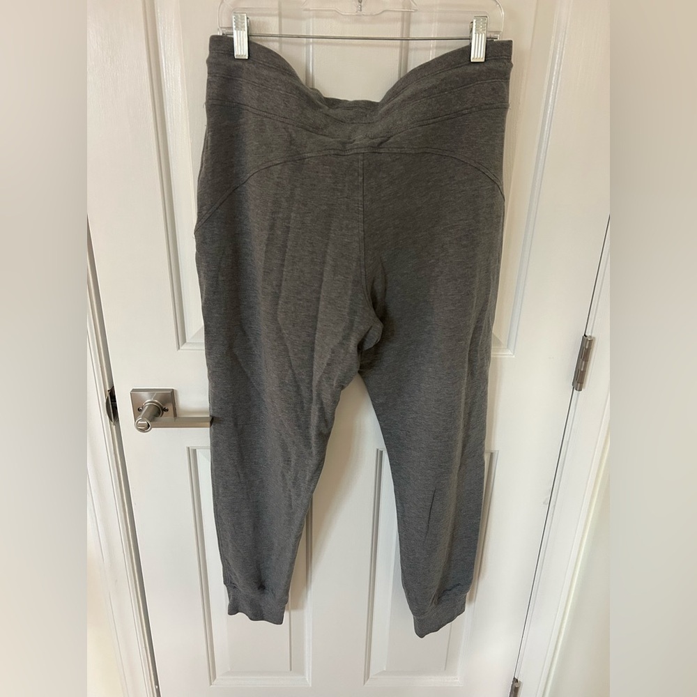 Athleta Women's Balance Joggers In Medium Grey Heather - Picture 3 of 4